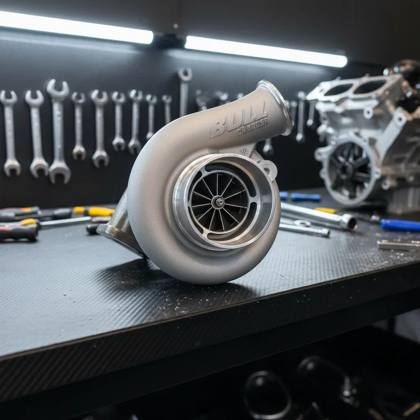 Turbina HX40 Billet 60×64 caixa quente .63 11 pás Bull Charger